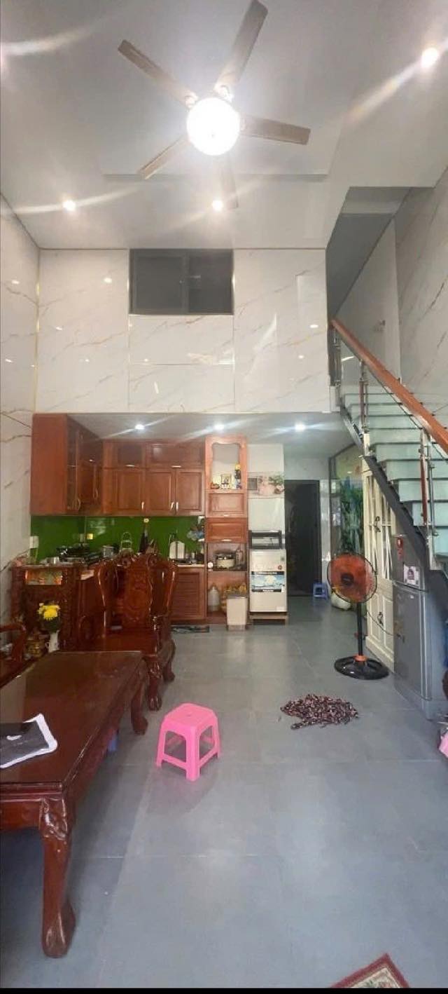 Nhà riêng Thủ Đức 53m² giá 2.1 tỷ - Hẻm ô tô vào tận nhà!