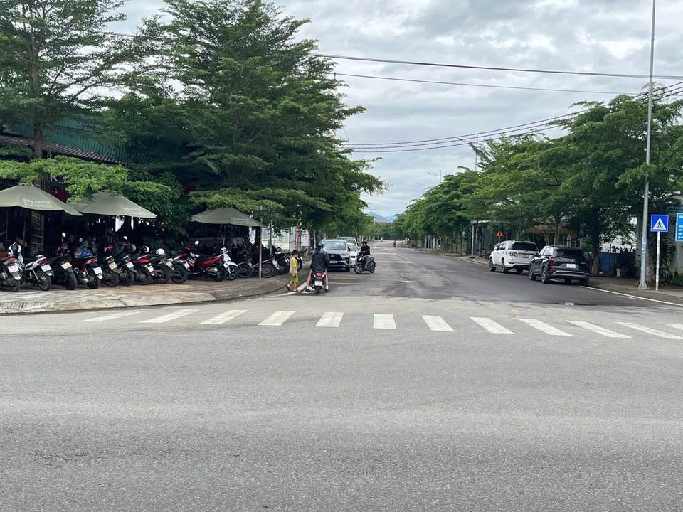 Đất Diên Lạc 94.8m² giá 1.6 tỷ - Sổ đỏ chính chủ xây dựng tự do