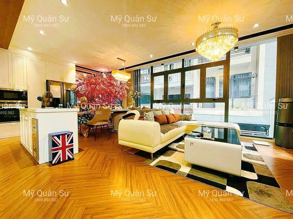 Nhà riêng P.6 Gò Vấp 168m² - Full nội thất 5 sao, Gara ô tô!