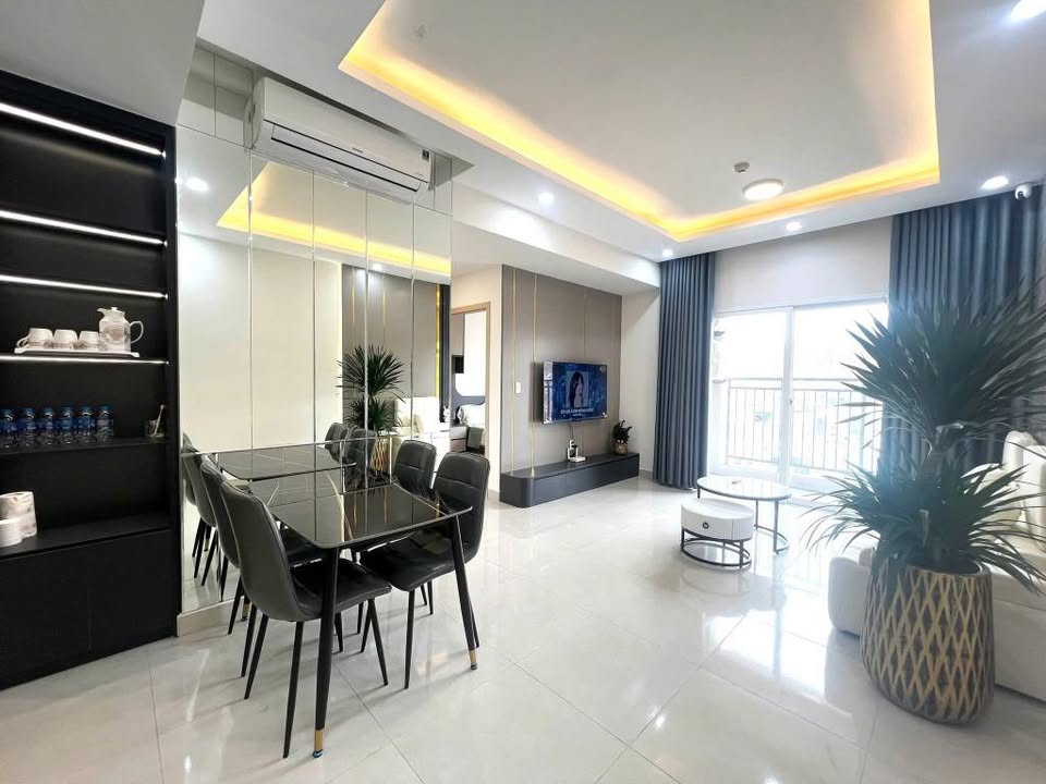 Cho thuê căn hộ 3PN Dragon Castle Hạ Long - Full nội thất, sẵn ở ngay!