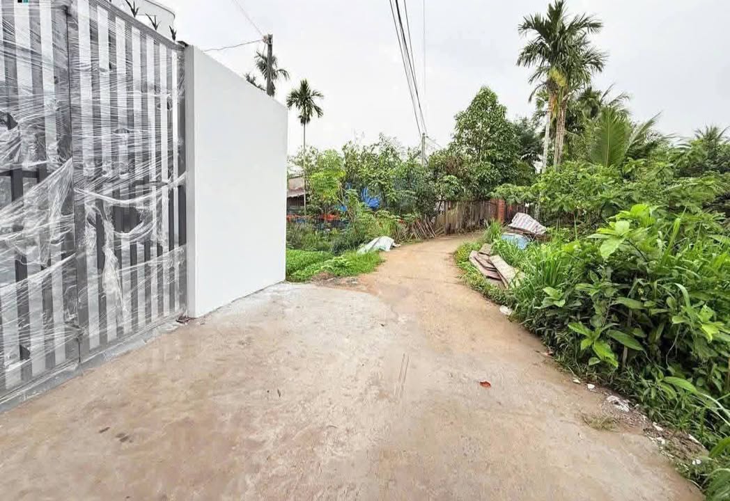 Nhà 1.19 Tỷ Vĩnh Long - Sẵn Sàng Ở Ngay, View Sông Mát