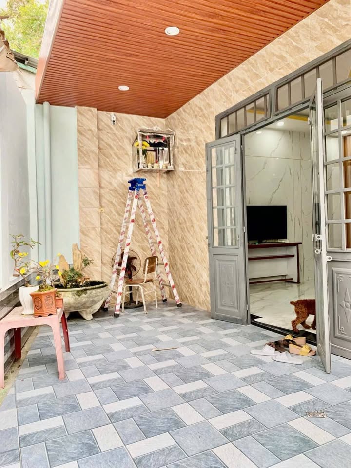 Nhà riêng Trường Chinh, Quế Sơn 100m² giá 3 tỷ - Sẵn sàng ở ngay!