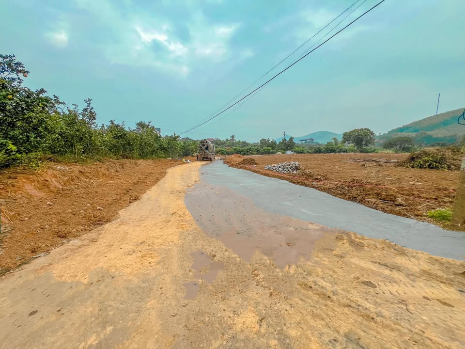 Đất Nghĩa Phương Lục Nam 300m² chỉ 400 triệu - Sổ đỏ chính chủ