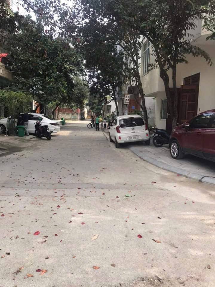 Cho thuê nhà 2 tầng Phường Hàm Rồng, 3PN, 3.7 triệu/tháng