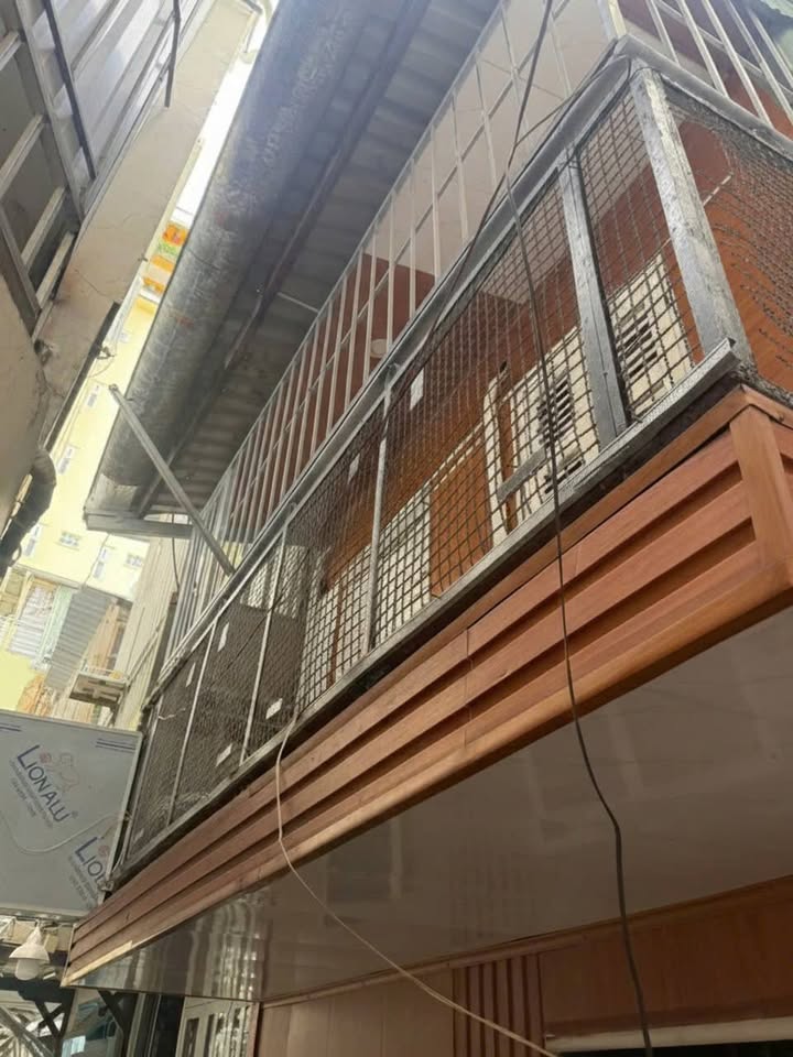 Nhà phố Bùi Viện Quận 1 4.5 tỷ - Vị trí đắc địa