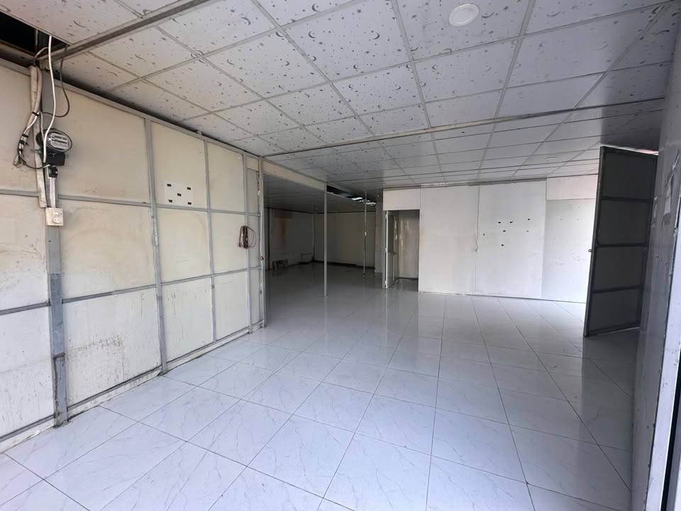 Mặt bằng kinh doanh 96m² mặt tiền Đồng Văn Cống, Cần Thơ - Giá 6 triệu/tháng