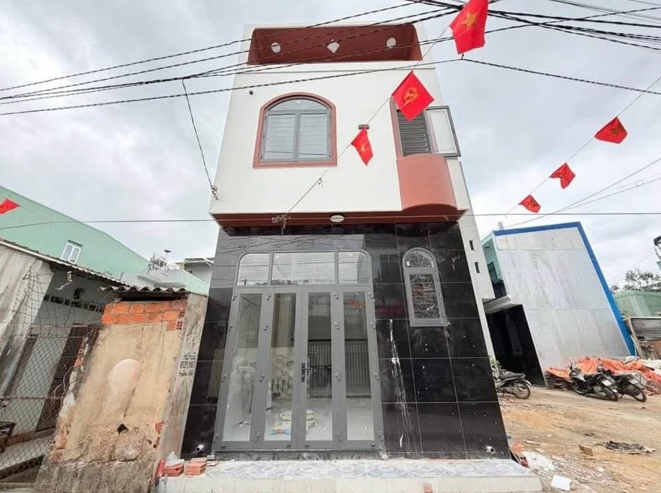 Nhà riêng Hẻm 24 Âu Cơ Quy Nhơn 41m² - Ô tô vào tận nhà!