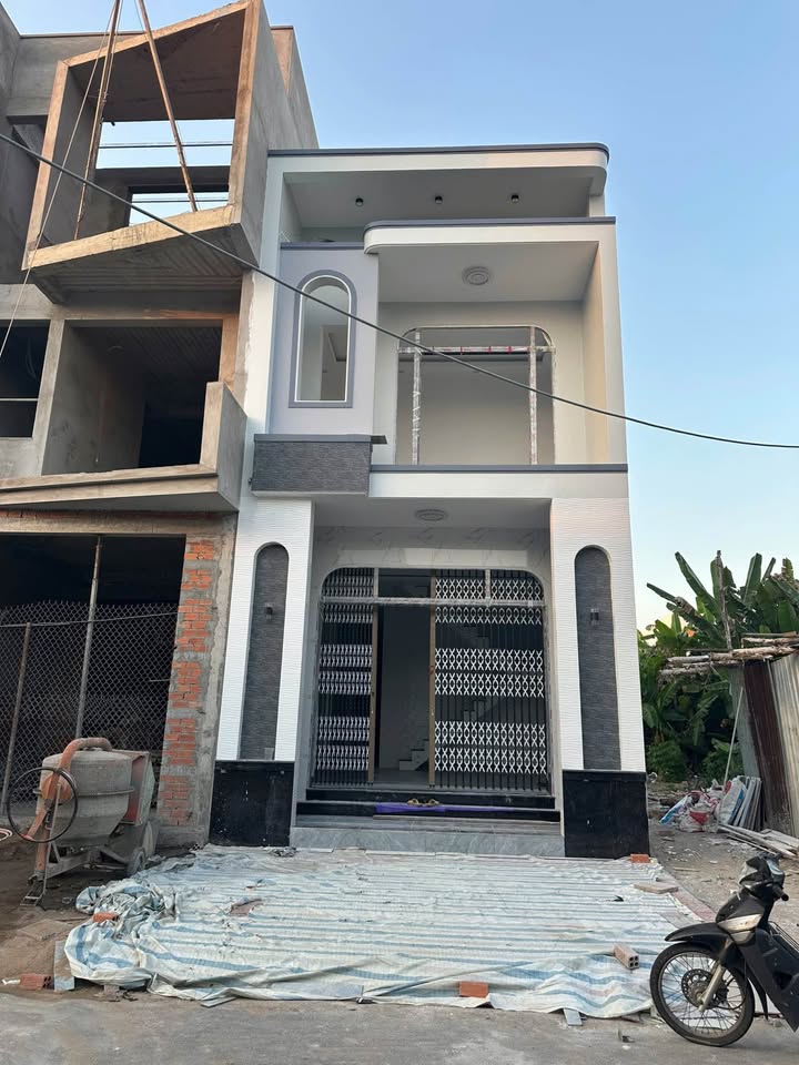 Nhà riêng KDC LICOGI Cà Mau 85m² giá 2.7 tỷ - Ô tô vào tận nhà!