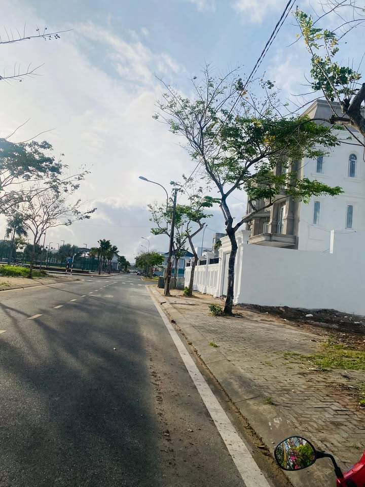 Bán Đất Nền 200m² Hướng Đông Bắc - Đường Số 8, P. An Xuyên, Cà Mau - Giá 5.5 Tỷ