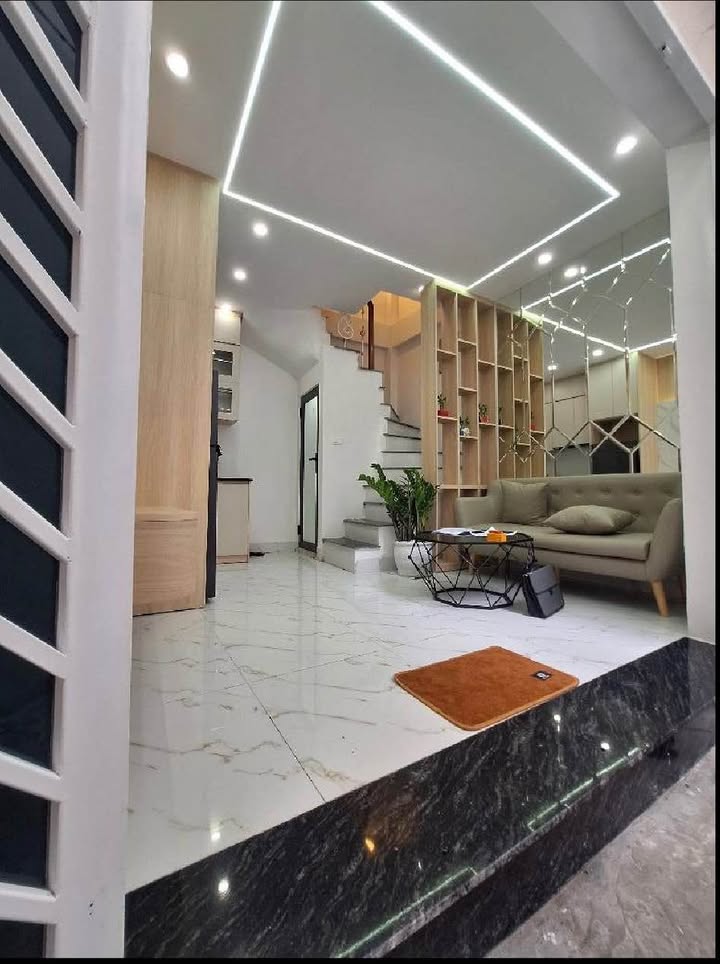 Nhà Bạch Mai 5 Tỷ - 3 Ngủ, Sổ Hồng Chính Chủ, Full Đồ