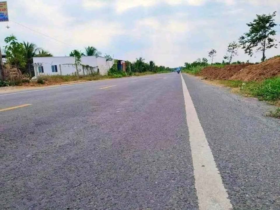 Đất Mặt Tiền HL173 Bến Tre 6500m² - Hạ tầng hoàn thiện, tiềm năng cao!