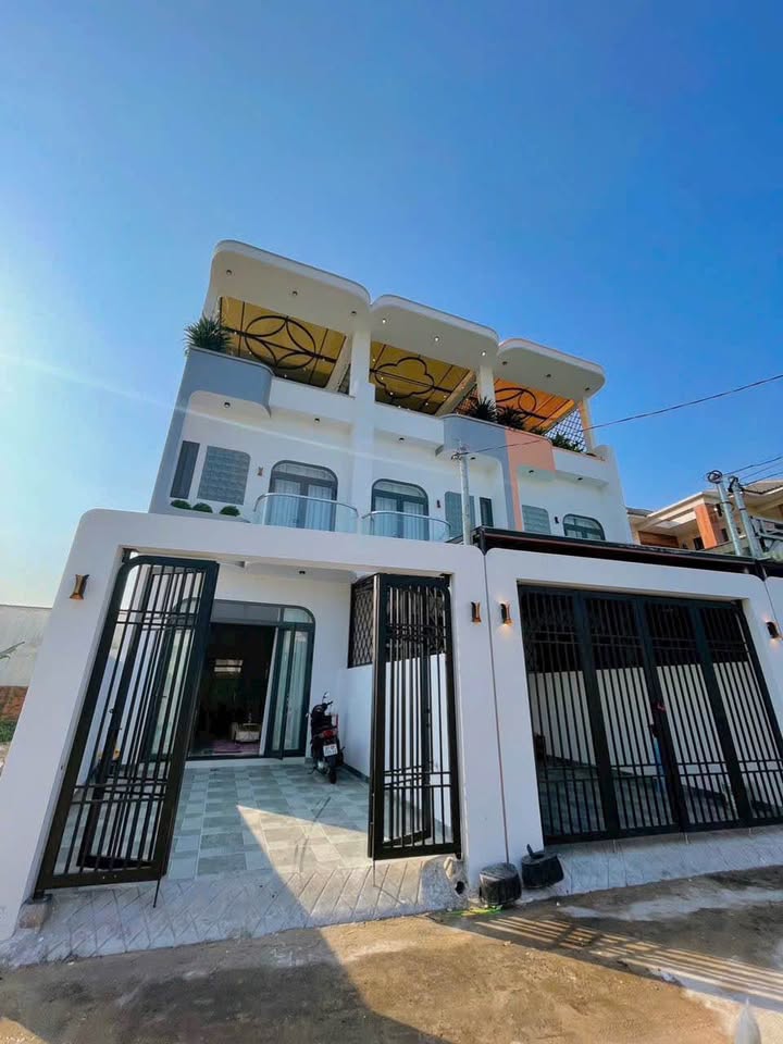 Nhà riêng Huỳnh Văn Lũy Thủ Dầu Một 15 triệu - Sẵn sàng ở ngay!