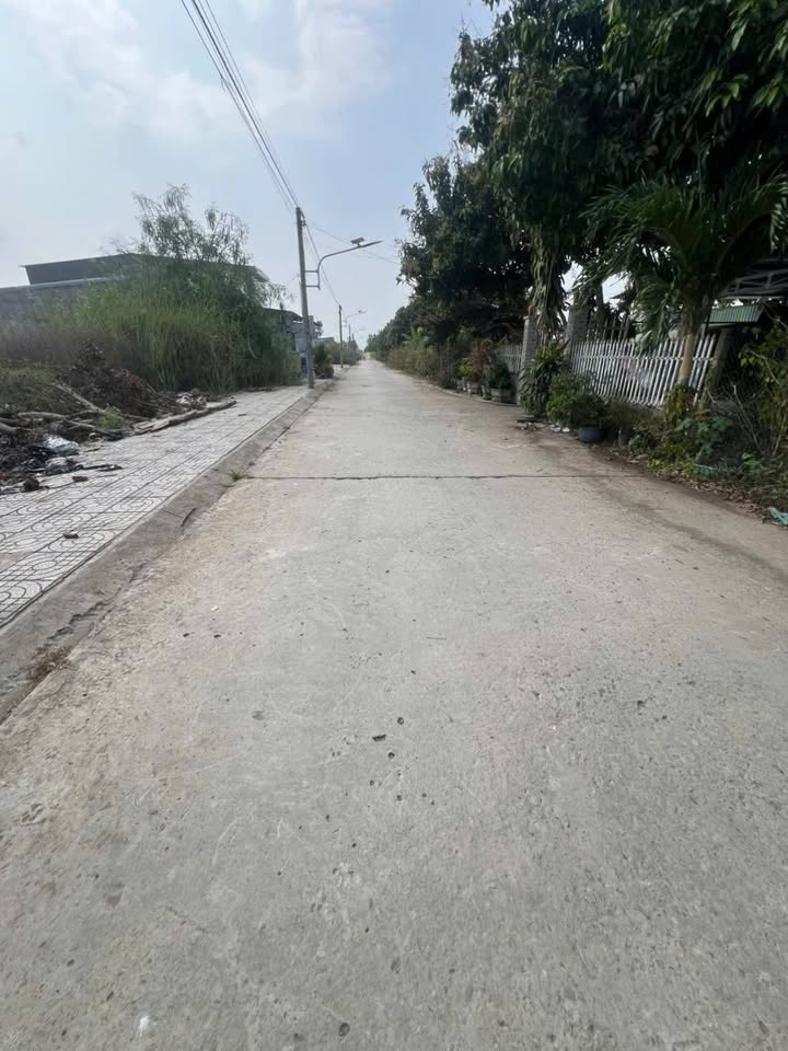 Đất nền Bình Thành 100m² - Sổ đỏ chính chủ, giá 320 triệu