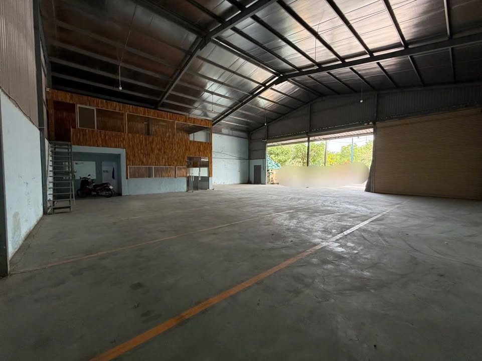 Thuê Kho Mặt Tiền Tạo Lực 300m² Giá 28 Triệu - Container 24/24!