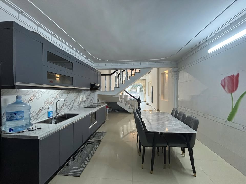 Nhà Phố Kiều Sơn, Hải An 82m² - Mặt tiền kinh doanh đắc địa!