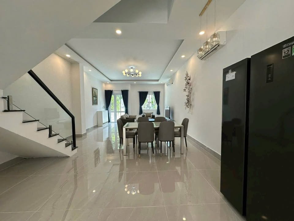 Cho thuê biệt thự vườn 150m² tại VISIP 1, Bình Dương - Sẵn sàng dọn vào ở ngay!