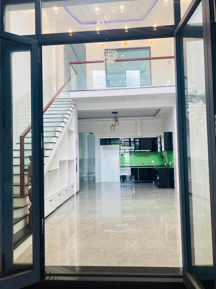 Nhà riêng Buôn Hồ 135m² giá 2.6 tỷ - Vị trí đẹp trung tâm!