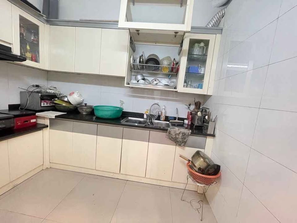 Bán liền kề Ao Sào Hoàng Mai - 70m², vỉa hè ô tô, giá 23.5 tỷ