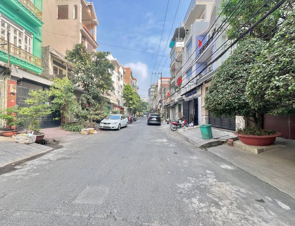 Nhà Phố Nguyễn Gia Trí, Bình Thạnh 63m² - Mặt Tiền Kinh Doanh Đắc Địa!