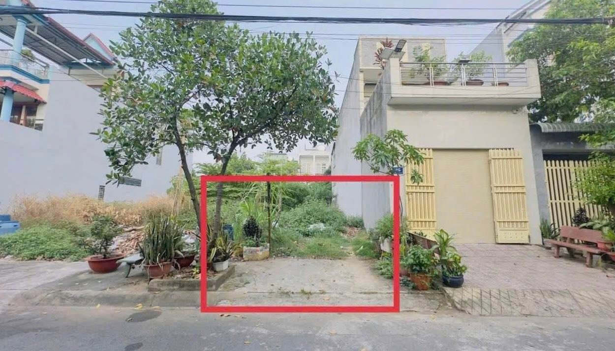 Đất Nền Dĩ An 97.9m² Sát Big C - Sổ Hồng Thổ Cư 100% - Giá Tốt 5.35 Tỷ