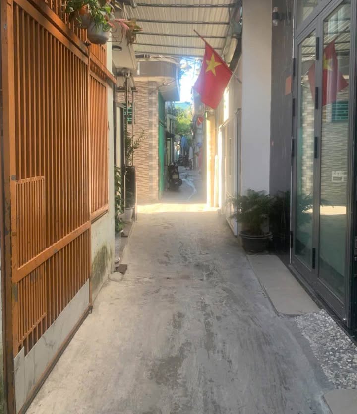 Nhà Riêng Thanh Khê 32m² - 2.85 Tỷ, Sổ Hồng Sẵn