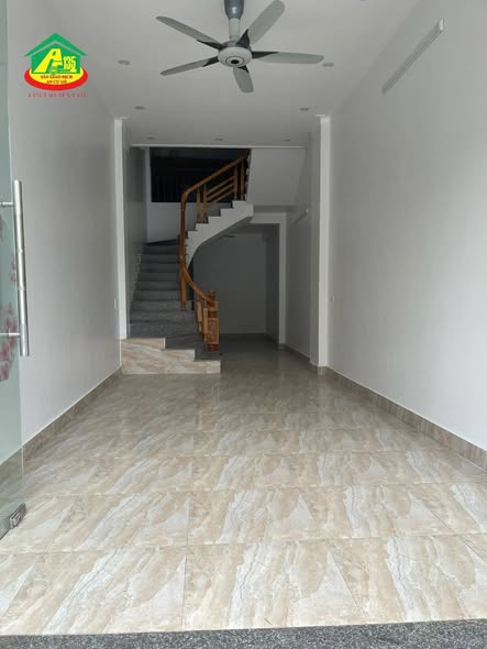Nhà Mặt Tiền Nguyễn Công Trứ - Bích Đào, 43.7m², Kinh Doanh Sầm Uất