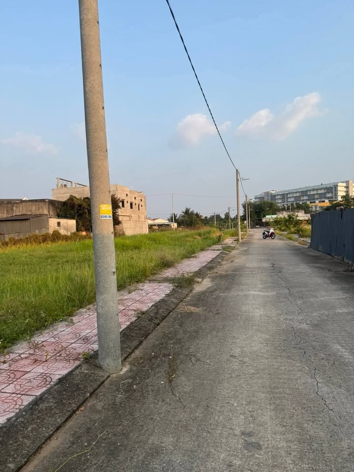 Đất nền Tân An Thủ Dầu Một 100m² giá 1.25 tỷ - Sổ đỏ chính chủ!