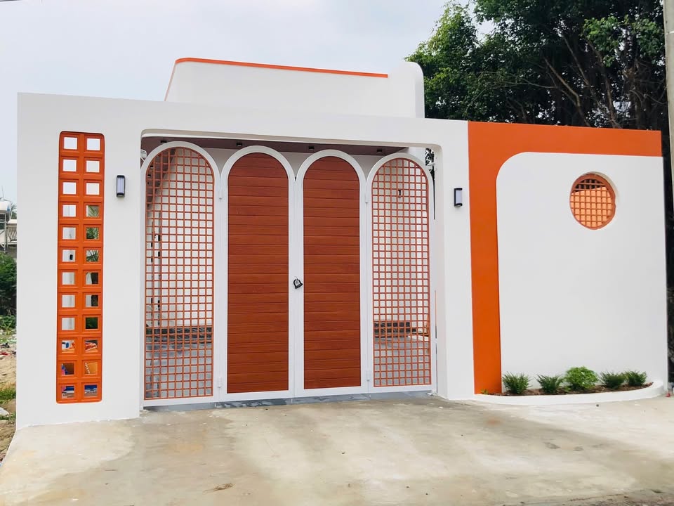 Nhà Hiện Đại Kèm Sân Vườn 190m² - TT Long Hồ, Vĩnh Long - 1.95 Tỷ