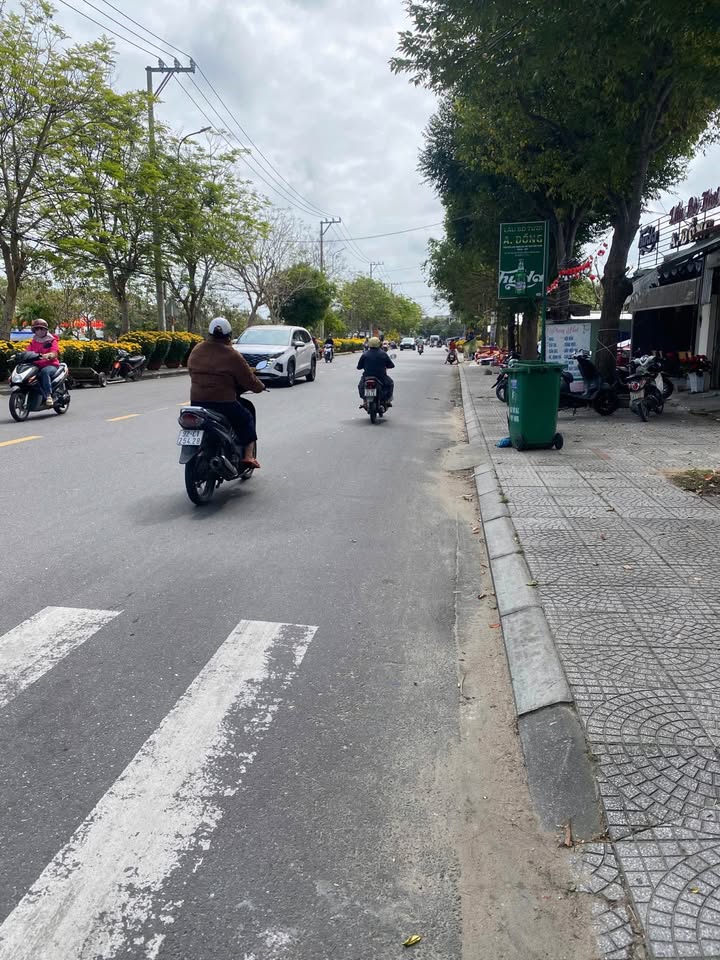 Nhà Mặt Tiền Lê Đình Dương Hội An 115m² - Vị trí đắc địa