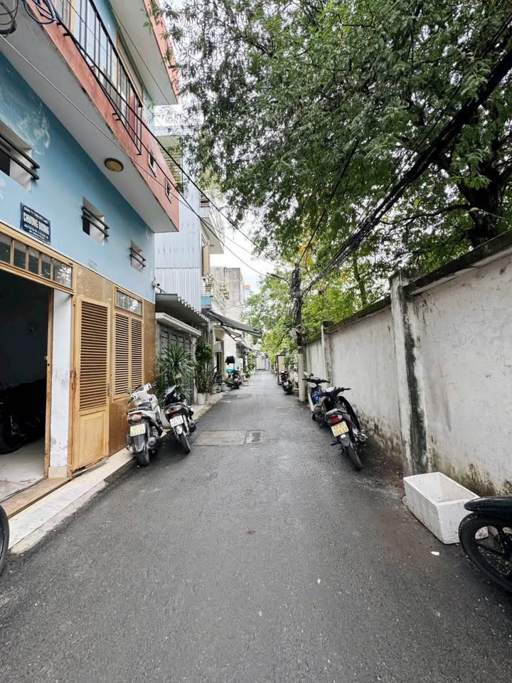 Nhà riêng Trần Cao Vân 62m² - Ô tô vào tận nhà, kiên cố ở ngay!