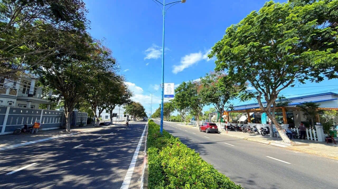 Bán Biệt Thự Di Động Mặt Tiền Nguyễn Văn Linh, Bà Rịa - Vũng Tàu - 1035m²