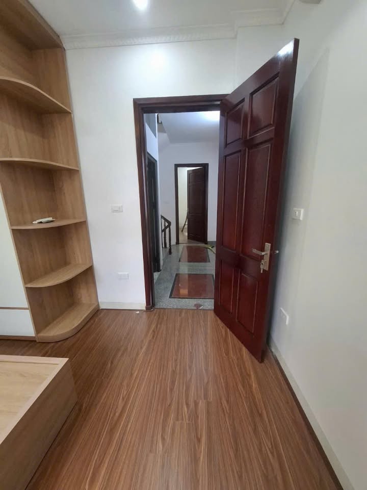 Nhà riêng 5 tầng 37m² Mậu Lương, Hà Đông - Ô tô vào tận nhà!