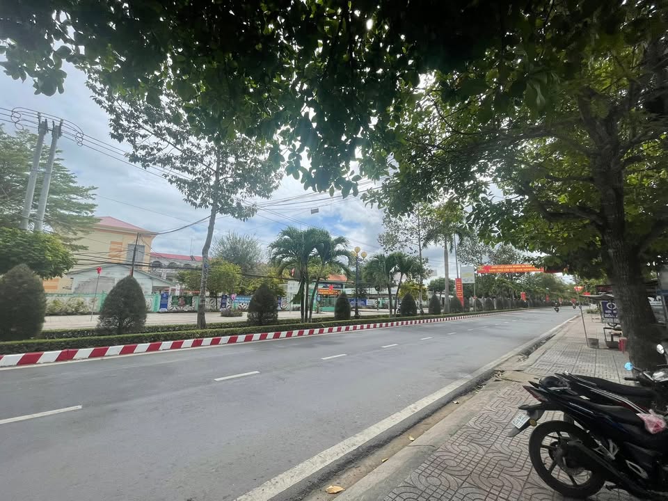 Nhà Mặt Tiền 30/4 Trà Vinh 154m² Thổ Cư - Kinh Doanh Đắc Lộc!