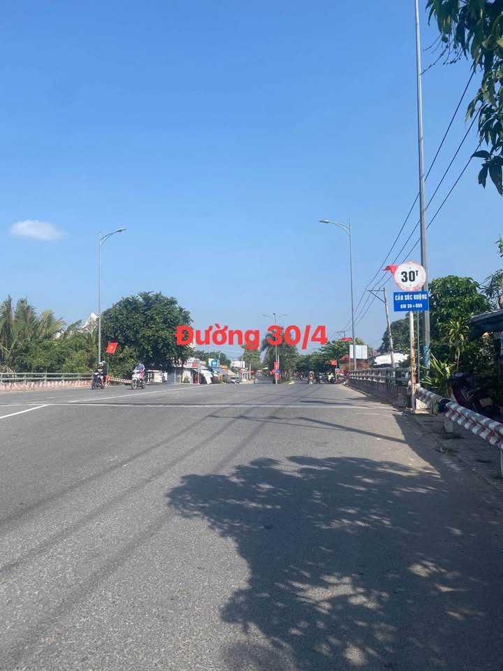 Đất Vườn Nghỉ Dưỡng 3952m² T.Trà Vinh - Giá Tốt, View Kênh Thoáng Đãng