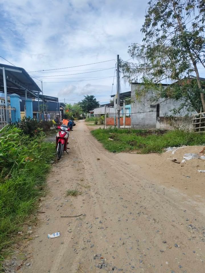 Đất Vườn Sóc Trăng 828m² - Sổ Đỏ Chính Chủ, Giá Đầu Tư 800 Triệu