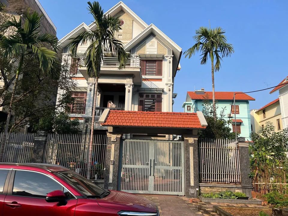 Biệt thự 3 tầng mặt tiền Hạ Long 370m² - Dòng tiền đỉnh cao, tăng giá mạnh