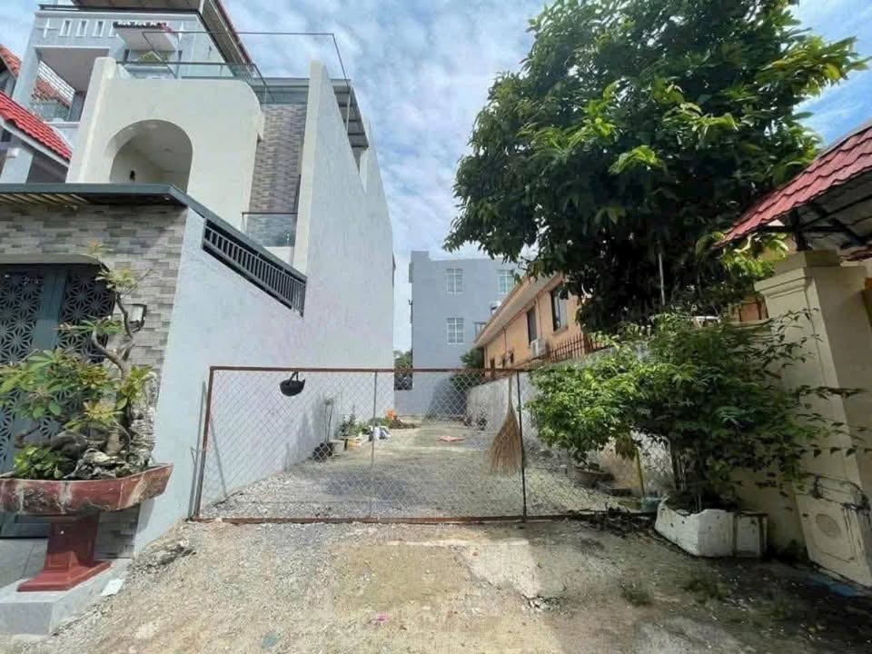 Bán Đất Vũng Tàu 109m² Hẻm Phan Chu Trinh - Hướng TN, Giá 8.17 Tỷ