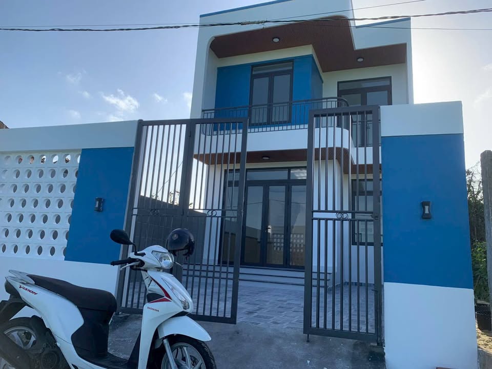 Nhà riêng Hoà Quý 116m² - Sẵn sàng ở ngay, sân ô tô!