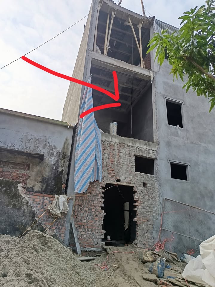 Nhà 3 Tầng KĐT Kiến Giang 30m² - Giá Tốt Hiếm Có!