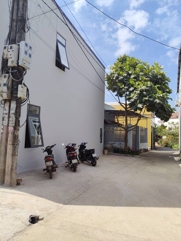 Nhà Góc 2 Mặt Tiền Đặng Nguyên Cẩn, BMT - 3PN, Sổ Đỏ, Giá 3.3 Tỷ
