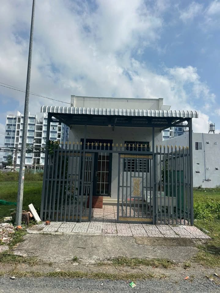 Nhà TDC Đông Phú - 95m² - 1.85 Tỷ - Sổ Hồng Sẵn Sàng