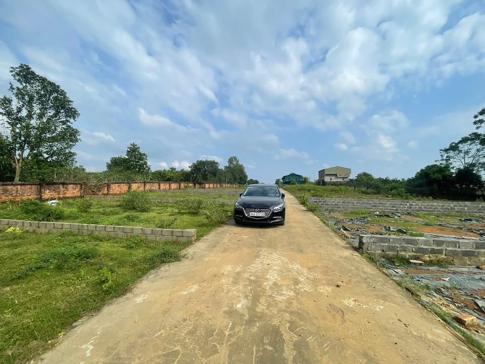 Bán đất thổ cư 114m² Hoà Lạc, Chương Mỹ - Sổ hồng sẵn, mặt tiền rộng