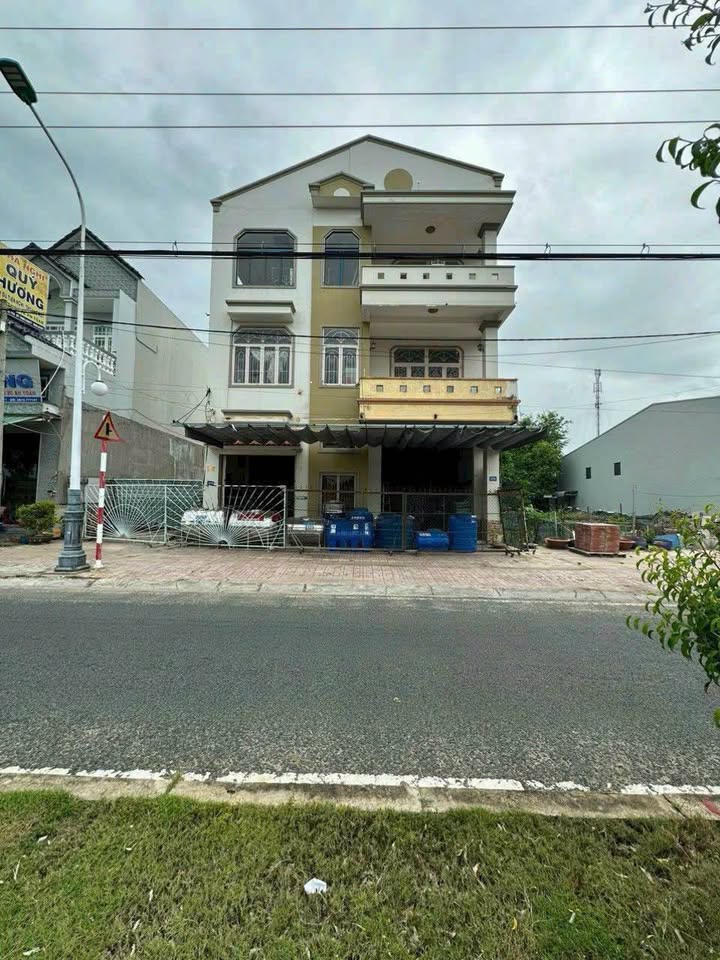 Nhà Mặt Tiền Châu Đốc 480m² - Kinh Doanh Đa Ngành, Sổ Hồng Chính Chủ