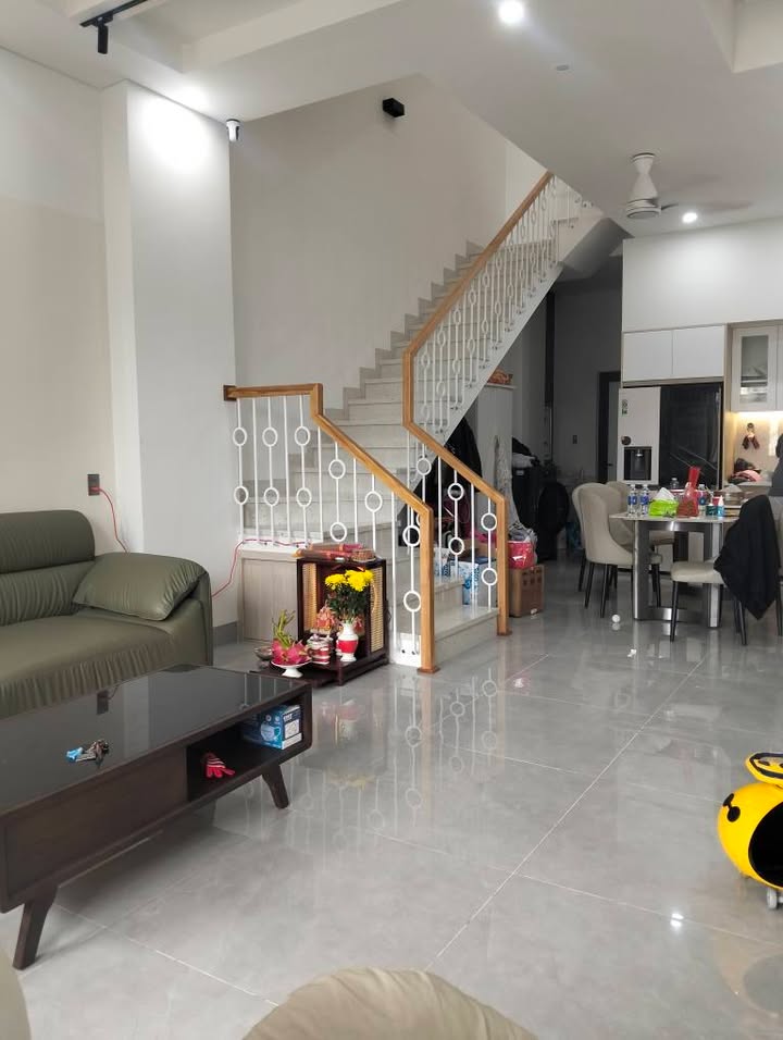 Nhà 2.5 tầng full nội thất, 100m² tại Võ Chí Công, Đà Nẵng - Sẵn sàng an cư