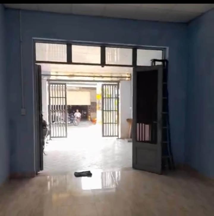 Nhà Mặt Tiền Nhựa Xuân Thới Thượng, Hóc Môn - 68m² Giá 5 Triệu/Tháng