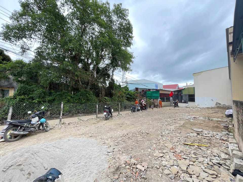 Đất Nền Lô Góc Nha Trang 176m² - Sổ Hồng Chính Chủ!