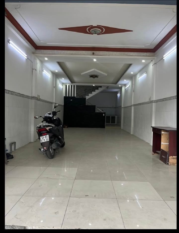 Nhà Phố Quận Bình Tân 61m² chỉ 6.1 tỷ - Mặt tiền kinh doanh đắc địa!