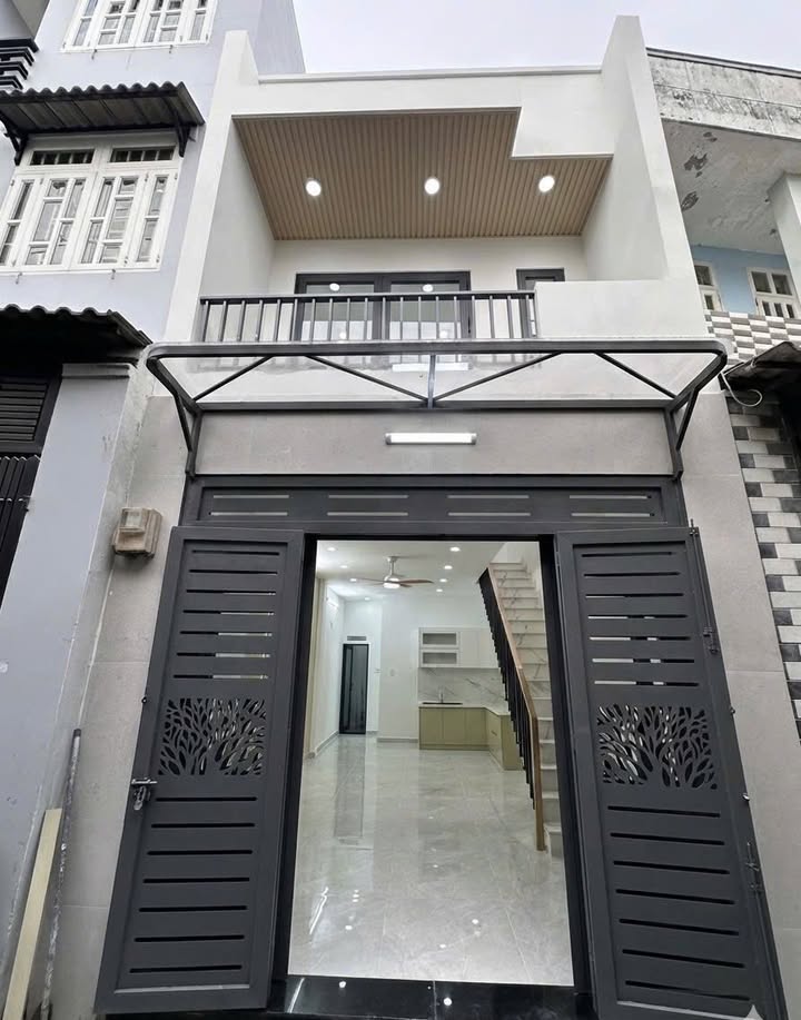 Nhà 40m² 2 Lầu, Hẻm Xe Hơi Lê Văn Quới, Bình Tân - Giá 4.95 Tỷ