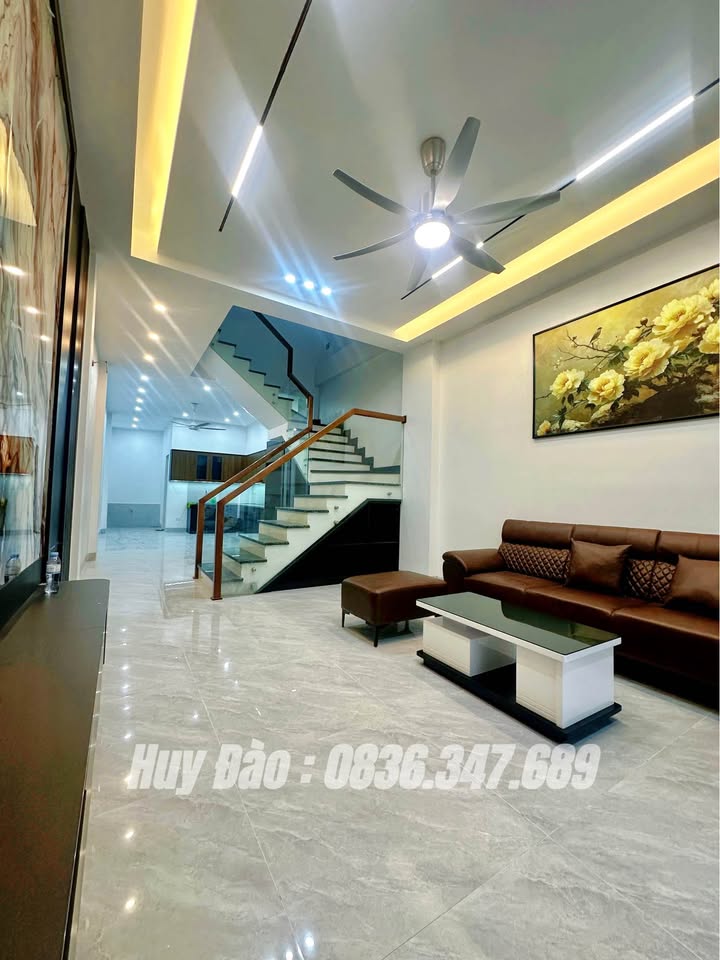 Nhà 3 Tầng 72m² Đông Vệ Cũ - Giá Hơn 3 Tỷ - Sẵn Sàng Về Ở