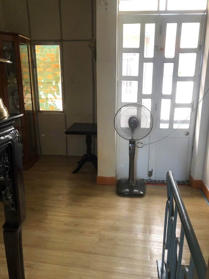 Nhà 17m² Tô Hiến Thành, Nha Trang - Sổ đỏ, 3 Tầng, 3 Bước Ra Biển